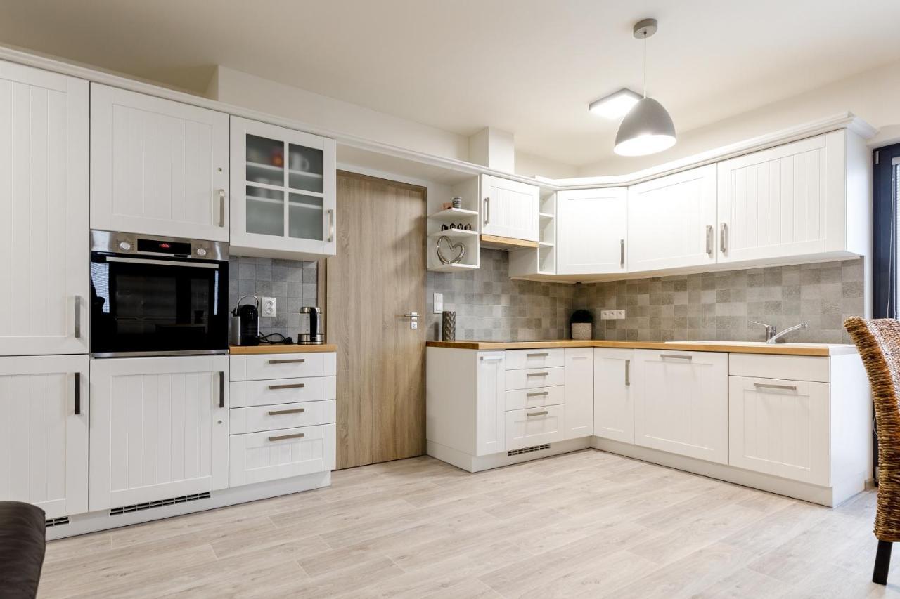 Apartment Ness โบจิดาร์ ภายนอก รูปภาพ