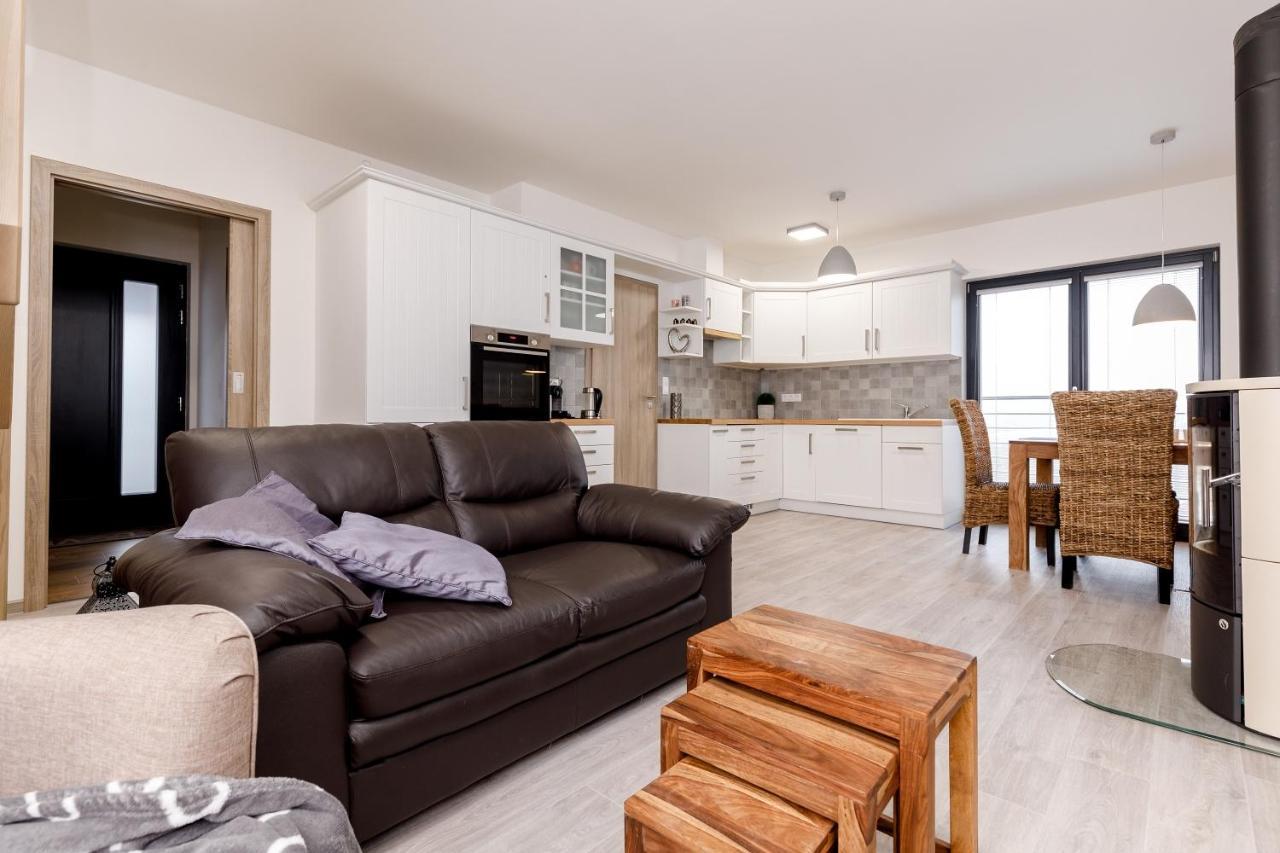 Apartment Ness โบจิดาร์ ภายนอก รูปภาพ